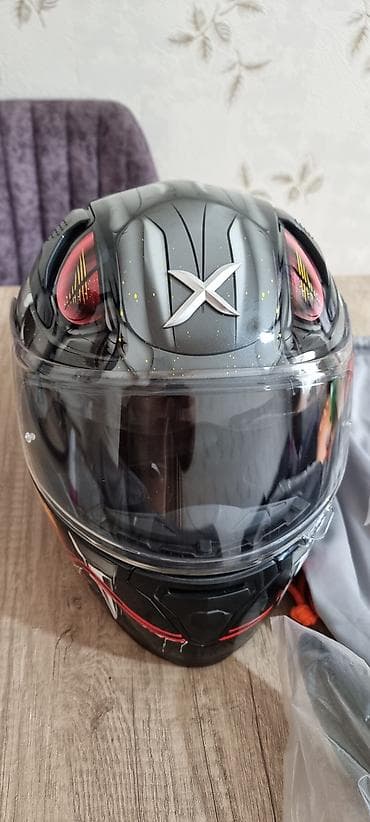 Motonəqliyyat: 180 azn almisdim cemi 4,5 defe istifade etmjsem XOR Helmets integral — 2