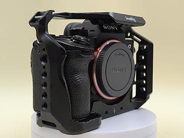 Videokameralar: Sony Alpha a7 III (ILCE-7M3) tam kadr güzgüsüz fotoaparat + SmallRig — 3