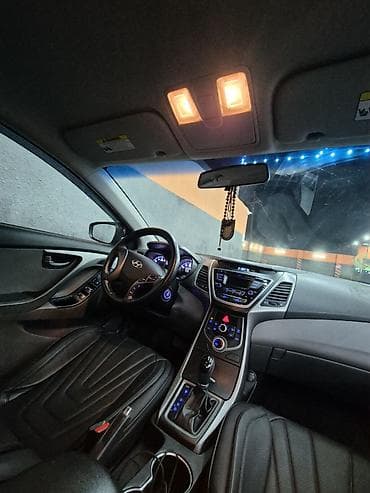 hyundai accent 2012: Hyundai Elantra: 1.8 l | 2014 il Sedan — 6