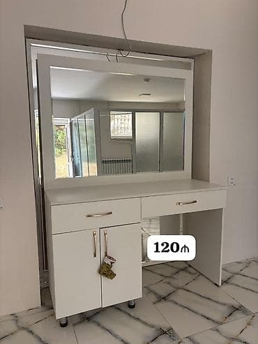 Salon güzgüsü dolablı 120₼. Ünvan Həzi Aslanov. FatiNika E — 1
