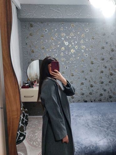 iş cəkməsi: Qadın uzun palto – klassik model - Rəng: tünd boz (melanj ton) - — 2