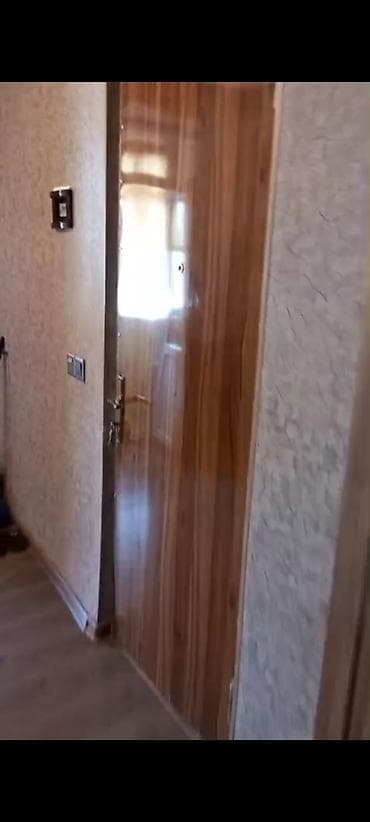 sumqayitda evler: 60 kv. m, 2 otaqlı, Su, İnternet, Telefon — 5