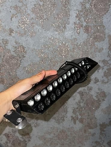 Avtomobil üçün LED daxili işıq paneli
12 diod. mavi ag qirmizi