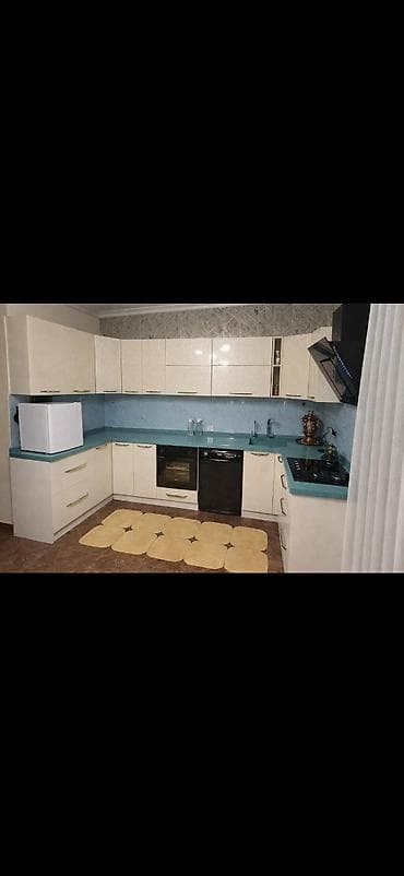 Mətbəx mebeli satılır 600⁴⁰₼. Ölçü 3.54/1.70/1.52. Üzərində qaz moyka
