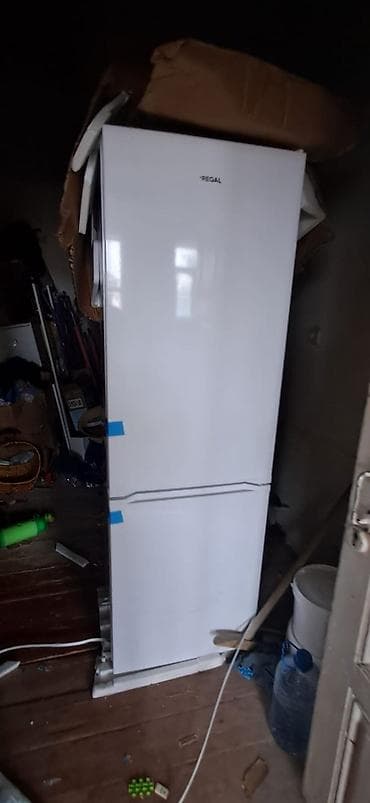 hard disk notebook: Yeni 2 qapılı Regal Soyuducu Satılır, rəng - Ağ, Təkərli — 2