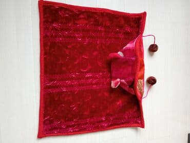 флисовый конверт для новорожденных: Uşaq üçün kapuşonlu balaca yorğan. Ölçüləri eni 0,75sm, uzunluğu — 2