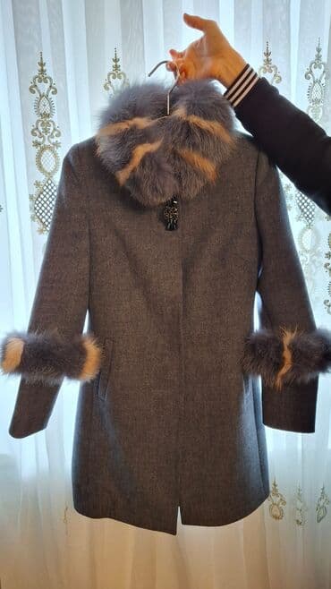 Pencəklər: IADEM Collection qadın palto - Rəng: boz - Beden: 36 (etiketdə — 3