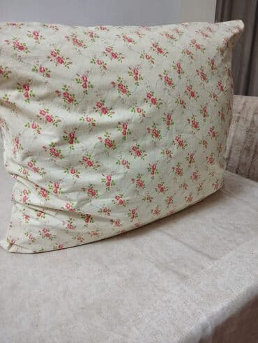 Məktəb çantaları: Baliş sintifon, razmeri 70/60 sm, təzə — 3