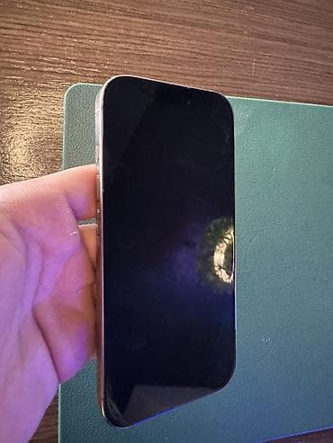 iphone 70: IPhone 16 Pro, Natural Titanium — 6