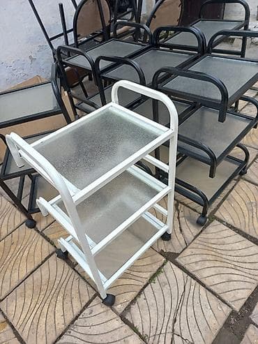 tibbi rəf: Tekerli etajerka, masaj salonuna kosmetoloq ucun istifade edile — 2