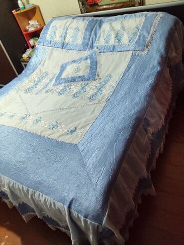 şirəli qazan: Yataq üçün rəng - Mavi Yataq örtüyü — 2