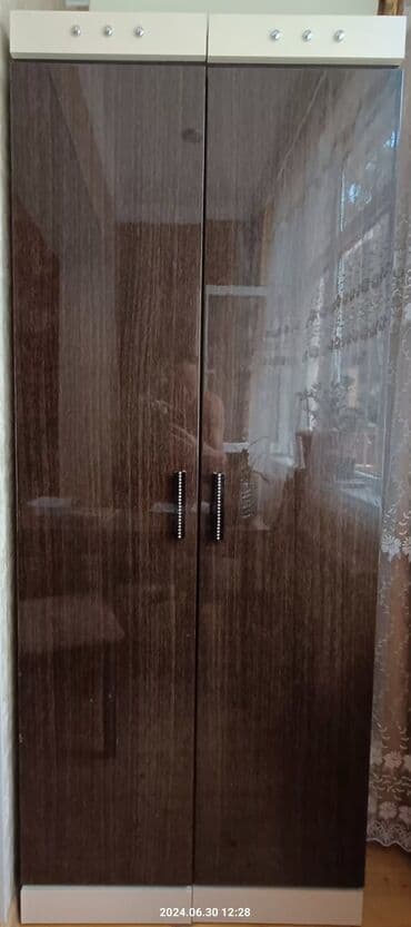 qedimi servant: İşlənmiş, Düz TV altlığı, Polkalı, Laminat, Azərbaycan — 2