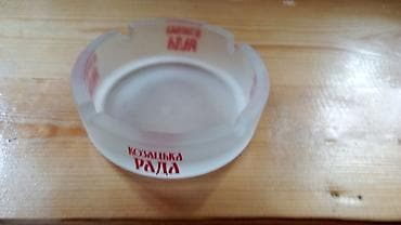 Şüşə kül qabı – “Козацька Рада” loqolu - Material: qalın, yarımat