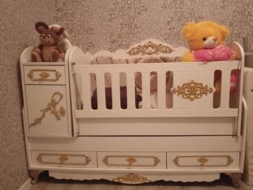 Oğlan və qız üçün, Dördbucaq, Beşik, Yellənmə mexanizmsiz