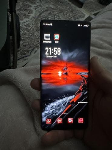 samsung j2 prime: Infinix Zero 40, rəng - Qızılı, Sensor — 1