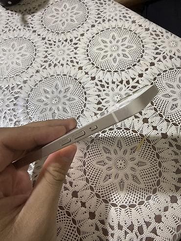 ikinci el telifonlar: IPhone 13, Ağ, Face ID — 4