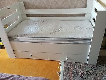 işlənmis divanlar: Oğlan və qız üçün, İşlənmiş, Çarpayı, Matras ilə, Siyirməli — 1