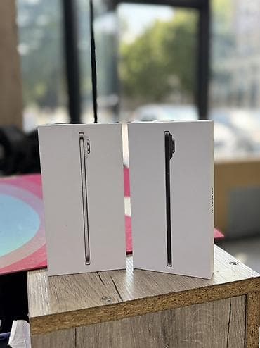 telefon palm: Isdenilen sayda var yenidir 32/3 Donmayan modeldir En premiuim dubai — 1