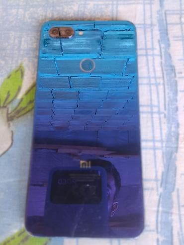 Xiaomi Mi 8 Lite, rəng - Mavi, 
 Barmaq izi