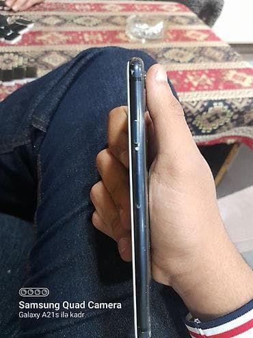 gence kamera: IPhone SE 2022, 64 GB, Qara, Qırıq, Barmaq izi, Simsiz şarj — 3