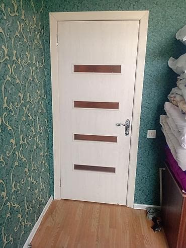 heyet qapısı: 3 eded qapi 205x90 hamsi birlikde satilir 250 manata.ela — 1