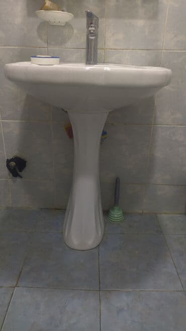 santex mall: Tualet və unvalnik — 1