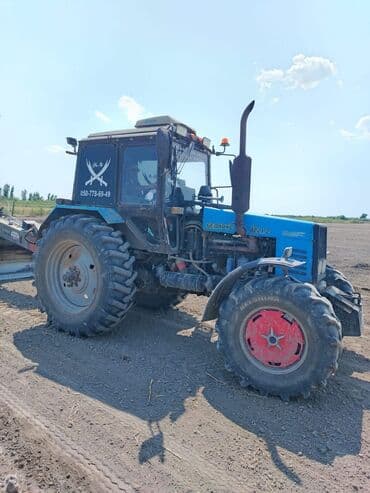 bmw 330 i: Məhsul: Belarus MTZ 1221.2 traktor və qoşma avadanlıq Təsvir: - Güclü — 9