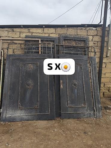 İşlənmiş Dəmir Həyət darvazası, Yana açılan, Mexaniki, Şəbəkə ilə, rəng - Qara