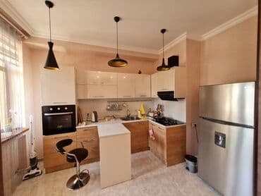 sarayda yeni tikili binalar: Razində Aygün mall-ın yanında, Bakıxanov rezidens-də 13 mərtəbəli — 8