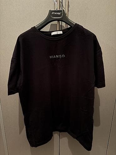 Magondan 50 manata alınıb 15manata satılır Çox az geyinilib Bozarmayıb