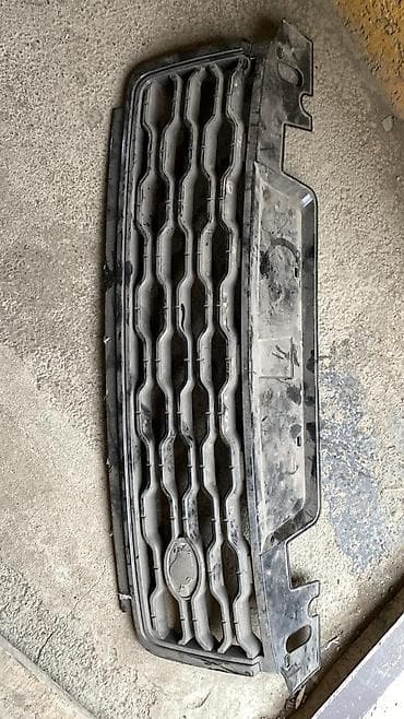 Məhsul: Range Rover ön radiator barmaqlığı (ön panjur) - Orijinal at lalafo.az Məhsul: Range Rover ön radiator barmaqlığı (ön panjur) - Orijinal