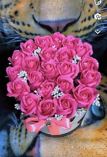 Tekstil: Dekorativ gül kompozisiyası – qutu içində çəhrayı güllər - Tərkib — 3