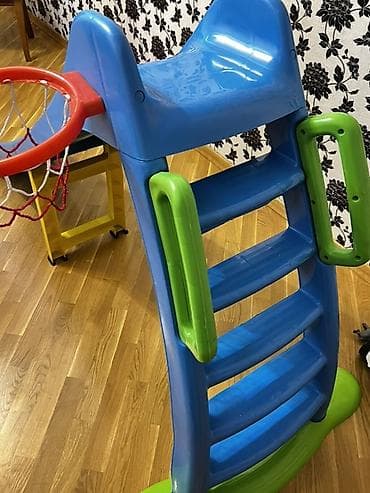 qranit pillekenler: Uşaq üçün plastik slayd və mini basketbol halqası - Material: qalın — 2