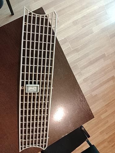 Orginal VAZ ön radiator barmaqlığı (emblemli) - Model uyğunluğu