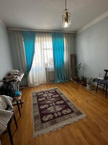 9 ci mikrorayon satilan evler: Bakı, Qaraçuxur qəs., 3 otaqlı, Köhnə tikili, 104 kv. m — 9