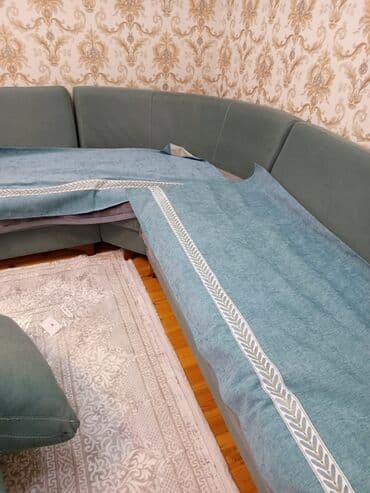 Divan üçün rəng - Göy Yataq örtüyü