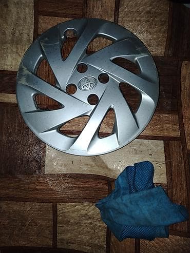 hunday disk teker: İşlənmiş Kolpak Toyota R 15 — 1