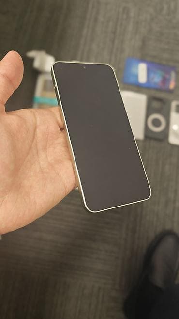 телефон fly cumulus 1: Xiaomi 15, 256 ГБ, цвет - Зеленый, 
 Сенсорный, Отпечаток пальца, Беспроводная зарядка — 4