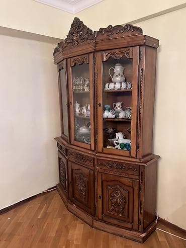 Künc vitrin bufet – massiv ağacdan, klassik oyma naxışlı - Material — 3