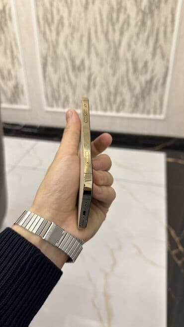 Apple iPhone: IPhone 12 Pro, 128 ГБ, Золотой, Гарантия, Беспроводная зарядка, Face ID — 3