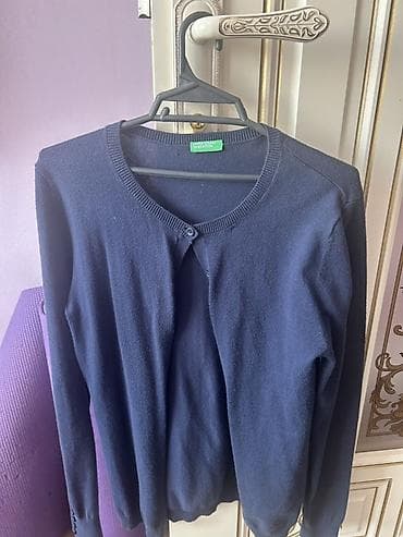 United Colors of Benetton kardiqan - Rəng: tünd göy (navy) - Model