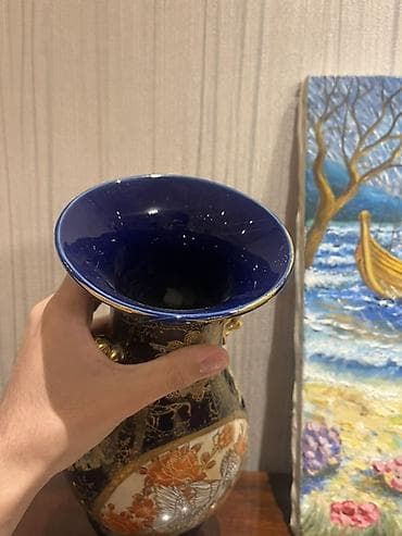 bagema guldan: Bir vaza, Keramika — 2