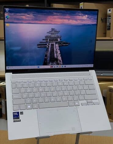 ASUS Zenbook – yüngül və güclü ultrabuk - Ekran: nazik çərçivəli