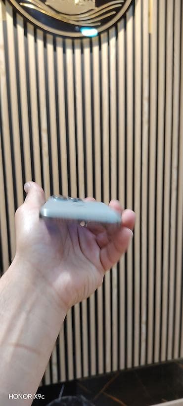 iphone 15 dubai: IPhone 15 Pro, 128 GB, Natural Titanium, Zəmanət, Simsiz şarj, Face ID — 7