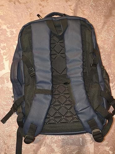 kişi sumka: Davamlı materialdan hazırlanmış çoxfunksiyalı şəhər/iş məktəb çantası — 2