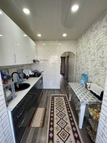 ilkin ödənişi 10000 olan evlər: Bakı, 3 otaqlı, Köhnə tikili, m. Həzi Aslanov, 70 kv. m — 18