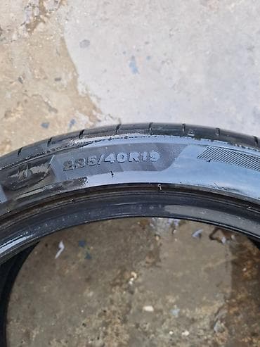 bbc disk: İşlənmiş Şin Bridgestone 235 / 40 / R 19 — 2