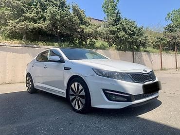 kia k7: Kia Optima: 2.4 l | 2012 il Sedan — 3