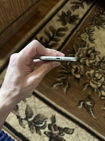 iphone 12 qara: IPhone 11, 128 GB, Ağ, Face ID — 5