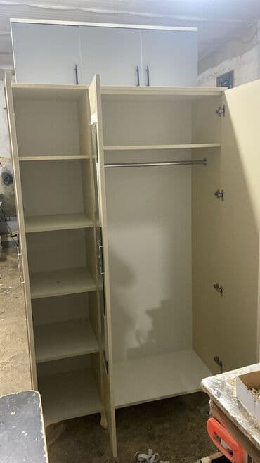 zerif cayi: Новый, Распашной, 3 двери Прямой шкаф, Гардеробный шкаф — 2